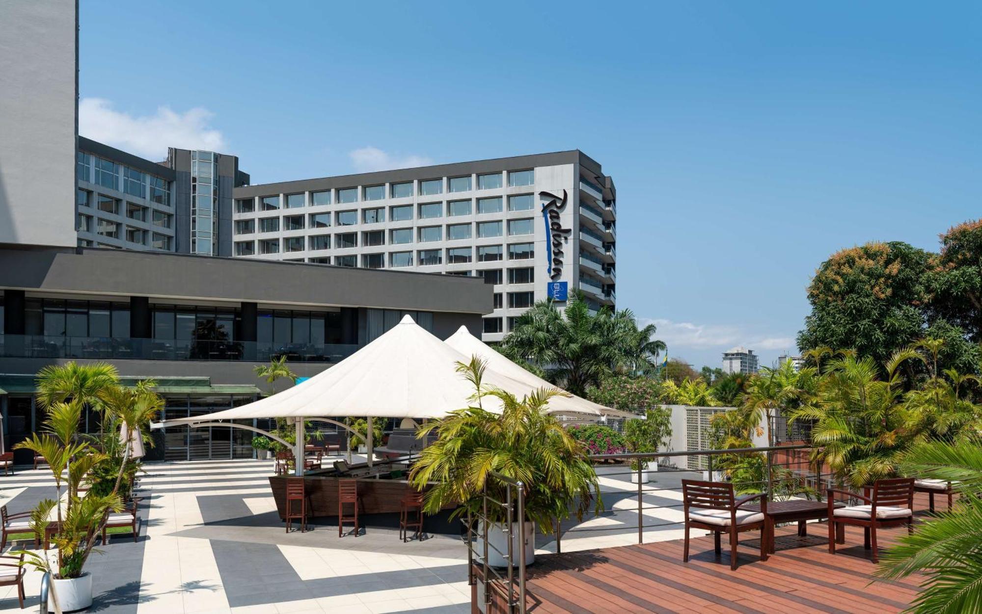 Radisson Blu Okoume Palace Hotel, Libreville Exterior foto